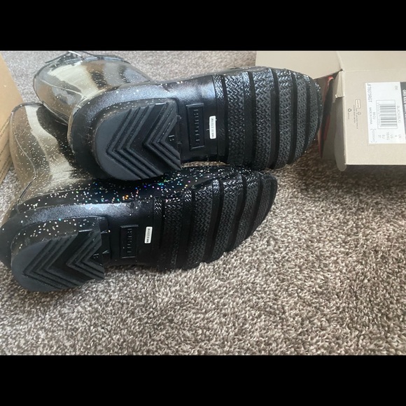 HUNTER ORIGINAL KIDS GIANT BLACK GLITTER BOOTS - Picture 4 of 6